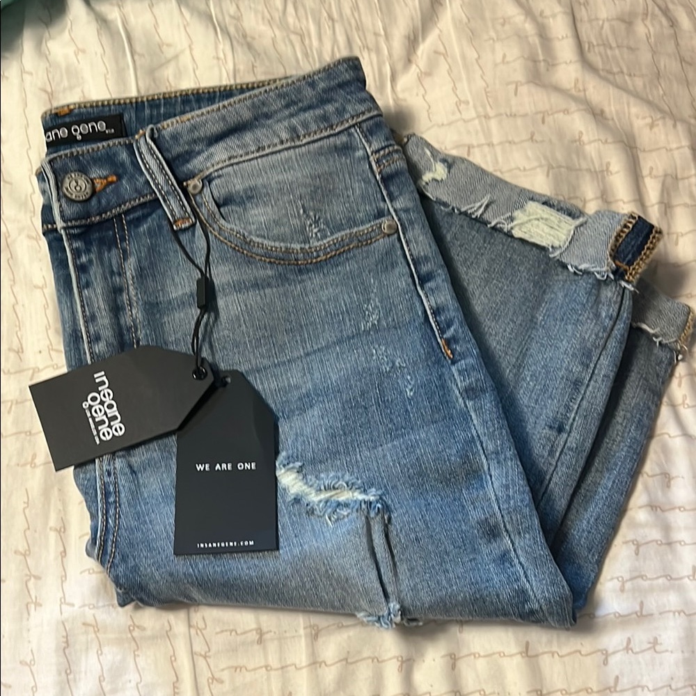 Vintage-Inspired Blue Jean Shorts with Cropped Hem